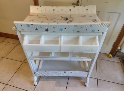 Baby changing table