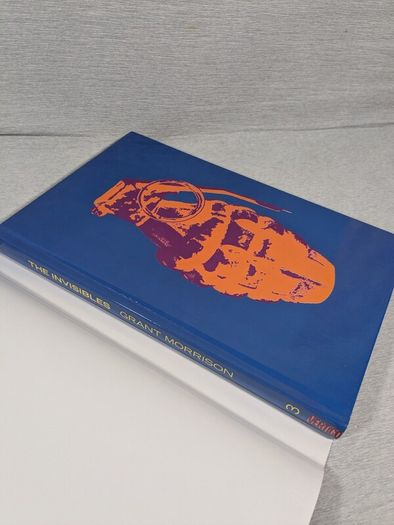 Grant Morrison Invisibles Deluxe Edition