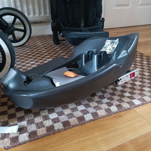 Cybex Priam travel system with lie flat car seat