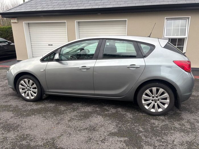 Opel Astra 2010