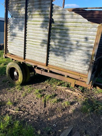 Silage trailer