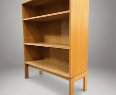 Vintage Mid-Century Modern Open Oak Bookcase with Adjustable Shelving by Henning Jenssen for Munch Mobler.