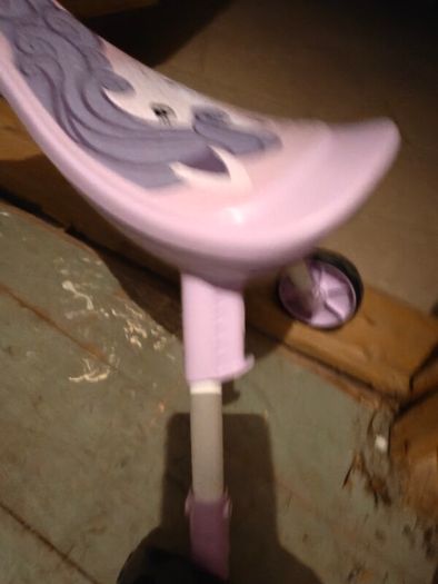 Foldee Lilac Unicorn Ride On, foldable trike, tricycle