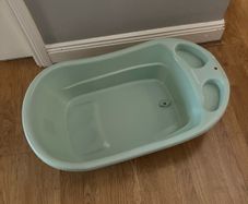 Large baby bath