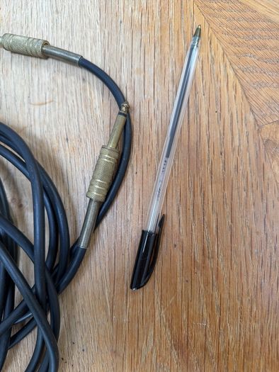 Long Amp lead about 5.5 metres long guitar