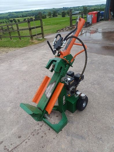 12 Ton Petrol Log Splitter