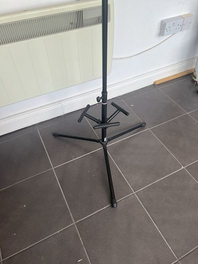 Guitar/Instrument stand