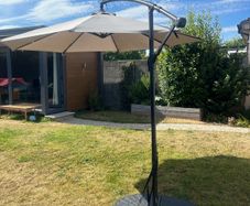 Cantilevered garden umbrella