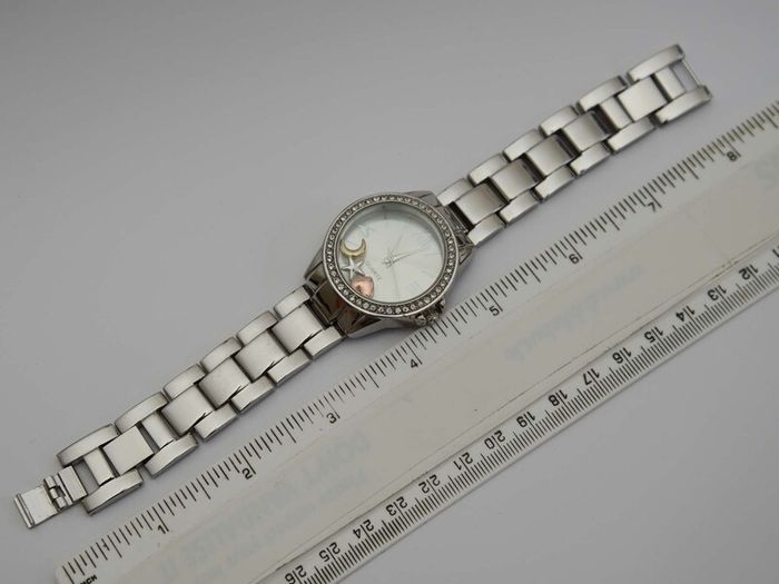 Ladies Stainless Steel Quartz Dress Watch