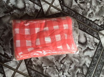 Plastic tablecloths