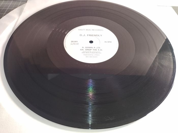 DJ Friendly - Down A J.D. + Drop the K.D. - Ugly Bug Records - Absolute QUALITY 90s Pete BONES HOUSE BANGER! Samples Subculture TV-Heaven! Debut Single on Ugly BUG!