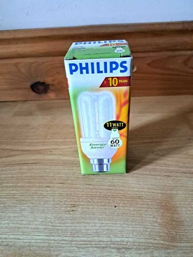 Philips Energy Saver Bulbs (9) (New Unused)