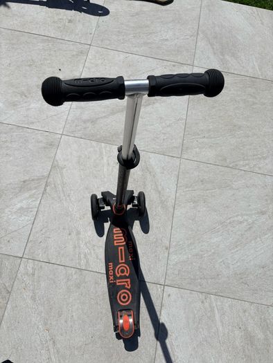 Maxi Micro scooter