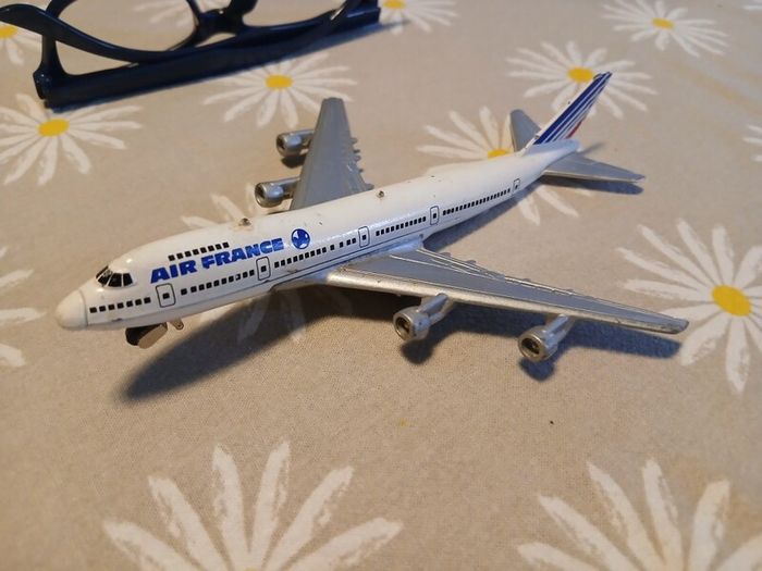 Vintage Air France Ertl die-cast