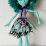 Monster high doll Honey Swamp Image 3