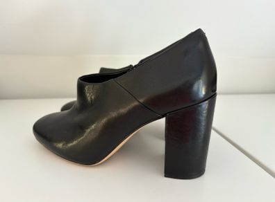 Clarks UK 7