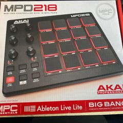 AKAI Professional MPD218 MIDI pad controller