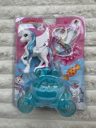 Crystal unicorn carriage BJ toys unicorn - loose wiings approx. 9 cm. Only 1 candy Please see photos