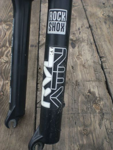 Rockshox Revelation lower legs