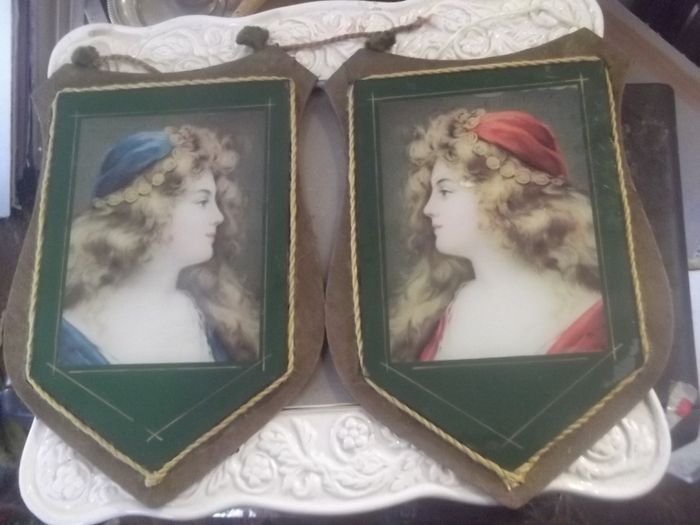 2 antiques pictures of of two ladies  c 1900
