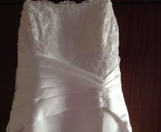 Wedding dress