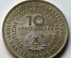 DDR East Germany 1990 10 Mark International Labour Day