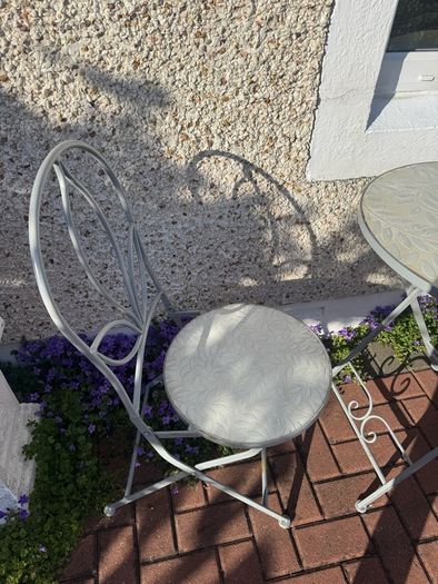 Bistro patio set