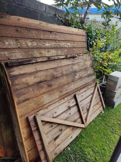 Free bricks, wood and scrap metal