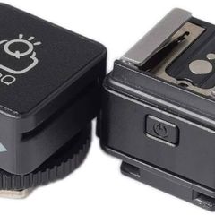 Universal rechargeable wireless flash transmitter very portable