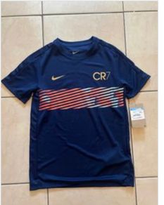 Nike small