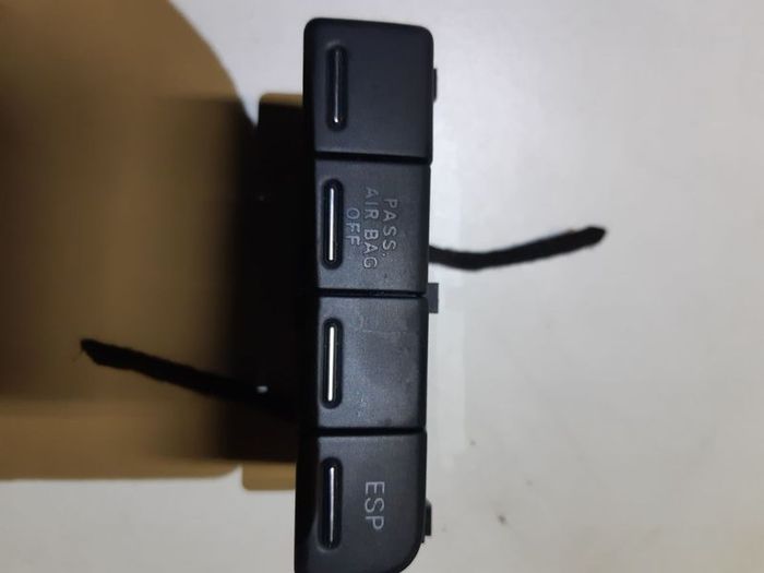 Audi A4 B6 B7 8E ESP  Swith Push Button Airbag Off Signal Light