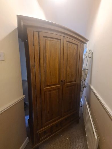 wardrobe