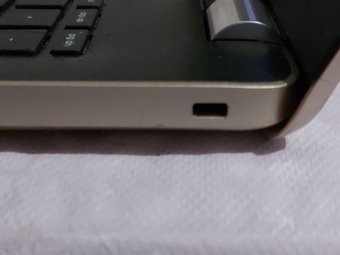 HP 15.6 inch Laptop, Model 15-bw066sa, AMD A6-9220 Radeon R4, 5 Compute Cores 2C + 3G, 2.5GHz, 4GB Ram, 1 Terrabyte HDD,Windows 10, Microsoft Edge, Chrome and VLC