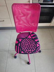 Pink Swivel Chair