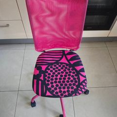 Pink Swivel Chair
