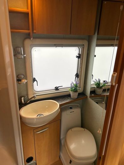 NI 4-Berth 2006 Swift Kon-Tiki 615 2.8 TD