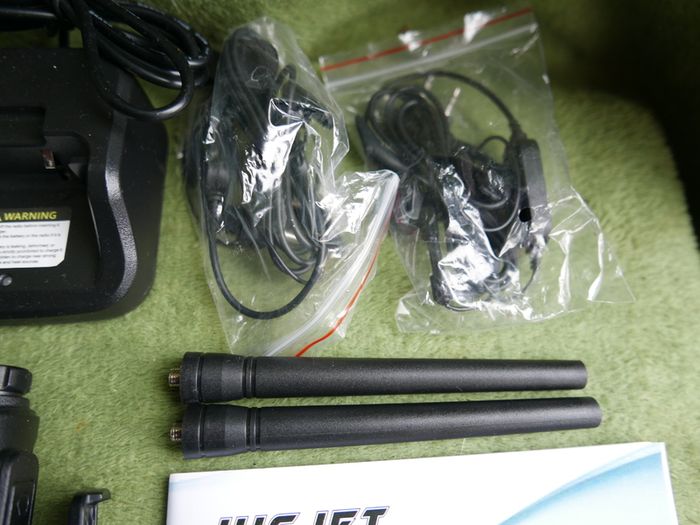 JUKJET Walkie Talkies, Two-Way Radio (VHF/UHF) FM W31 2PCS - W31 Two Way Radio for Adults