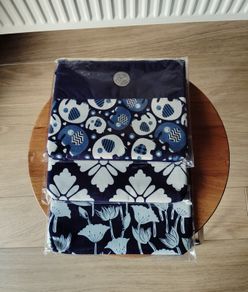 Cosmetic bag - New