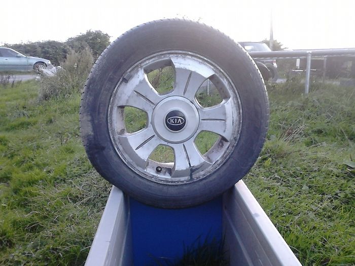 alloy wheels and tyres 14" price  per wheel
