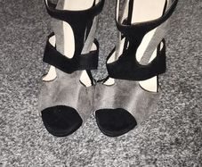 Open toed heels