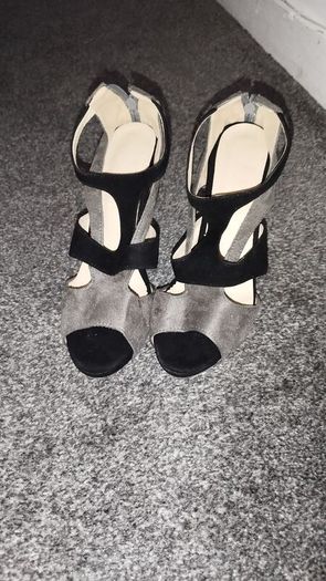 Open toed heels