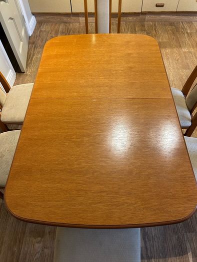 Dining Table + 6 Chairs