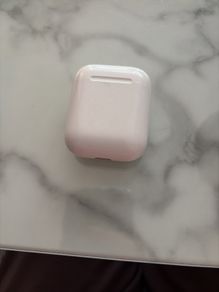 Apple AirPods