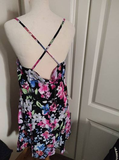 f&f brand New dress fooral