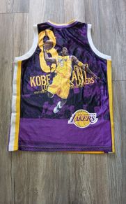 Vintage Kobe Bryant #8 LA Lakers Majestic Jersey (Youth 14/16)
