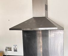 NEFF 90cm Chimney Cooker Hood Stainless Steel & Splashback