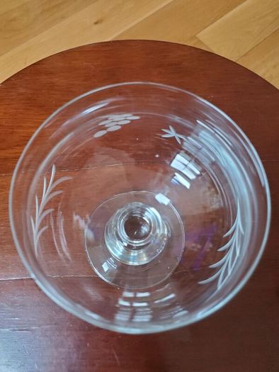 Vintage Duiske Glass Hand-Cut Footed Trifle / Dessert Bowl (Grape & Vine Pattern)