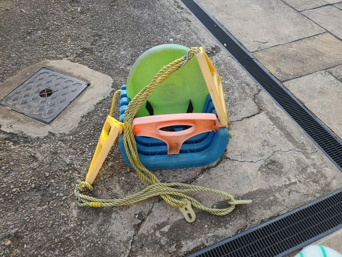 Baby swing