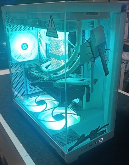 Gaming NZXT i9-12Gen RTX5070 Gaming PC