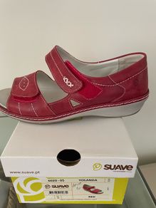 Suave red women's sandels